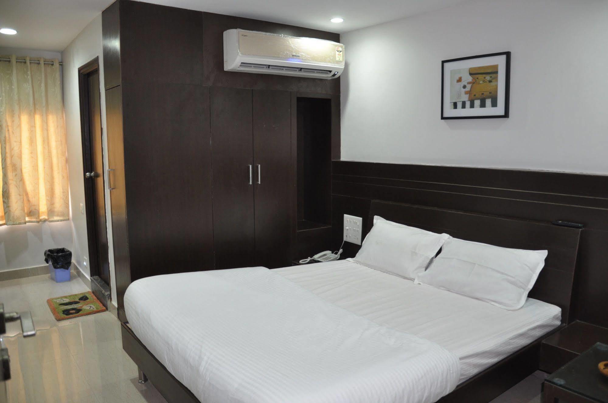 Hotel Imperial Classic Hyderabad Exterior foto